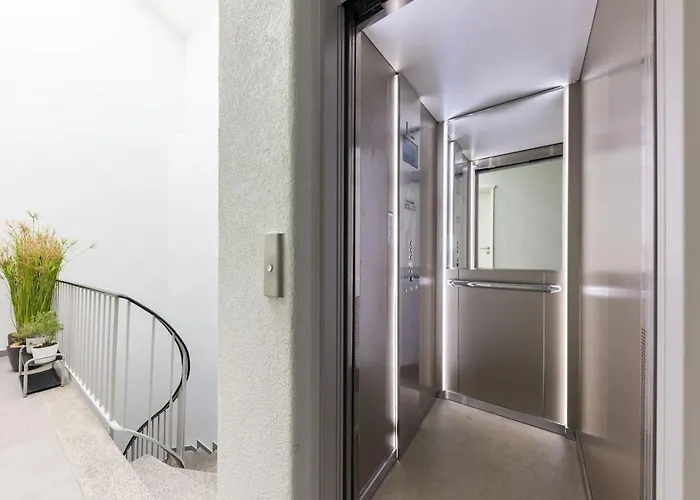 The Classy Minimalist Lakefront Apartment *