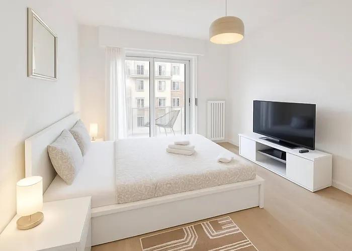 Apartment The Classy Minimalist Lakefront